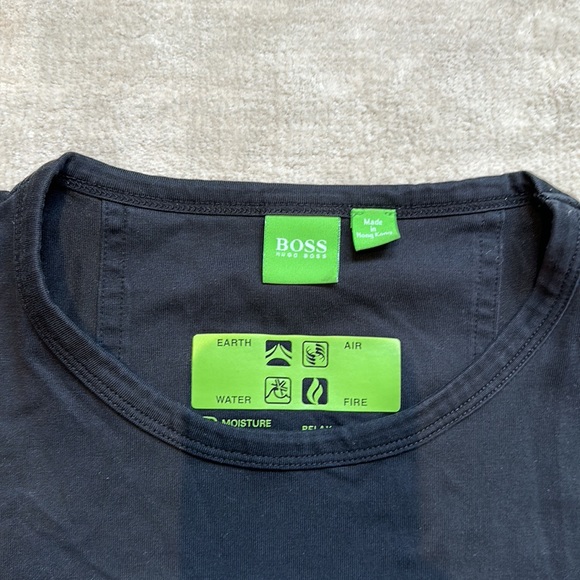 Hugo Boss Men’s T-Shirt - Picture 2 of 2